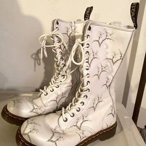 Woman’s rare white Dr. Martens. Worn only a few times.